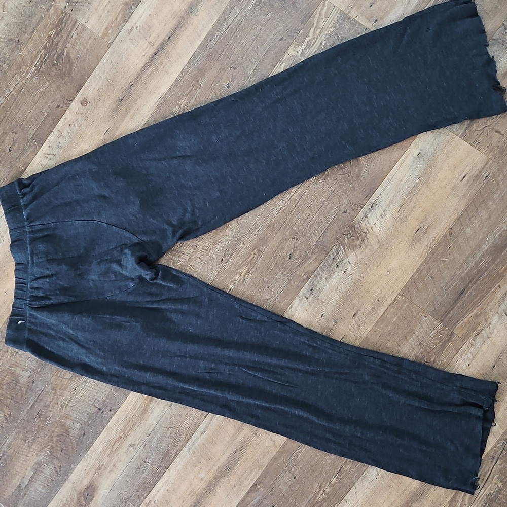 PINK Victoria's Secret Charcoal Lounge Pants - Picture 3 of 3